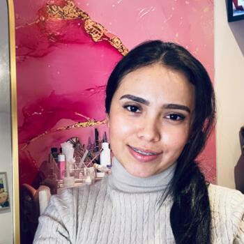 Babysitter Le Blanc-Mesnil: Laura