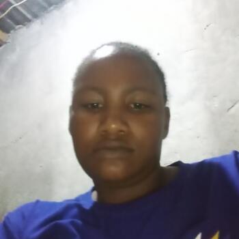 Babysitter in Cape Town: Mmathotse