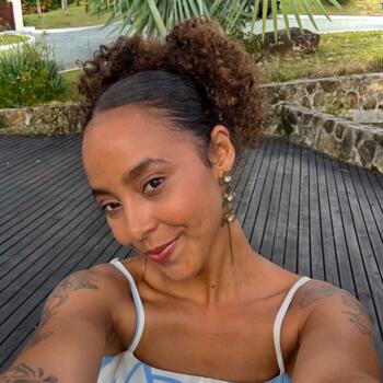 Babysitter Florianópolis: Mardjore Vargas