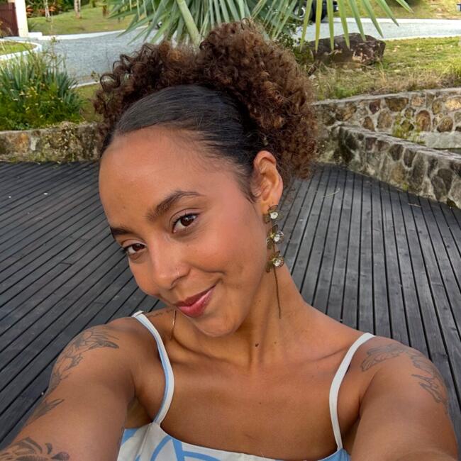 Babysitter in Florianópolis: Mardjore Vargas