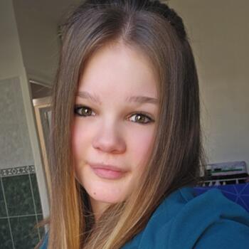 Babysitter in Sornac: Ludivine
