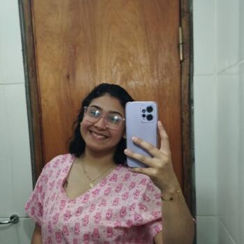 Babysitter San Lorenzo: Elen Carolina Escobar Gómez