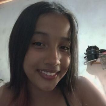Babysitter in Campina Grande: Camila