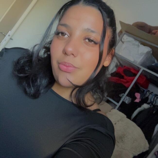 Babysitter in Parempuyre: Tifany