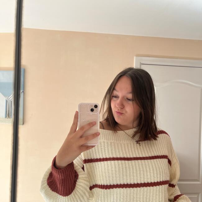 Babysitter in La Louvière: Chloé