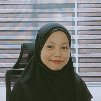 Pengasuh di Ayer Molek: Siti Nurliyana