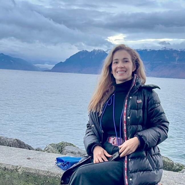 Babysitter in Lausanne: Delia