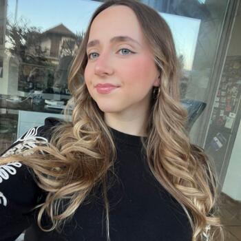 Babysitter in London: Hannah