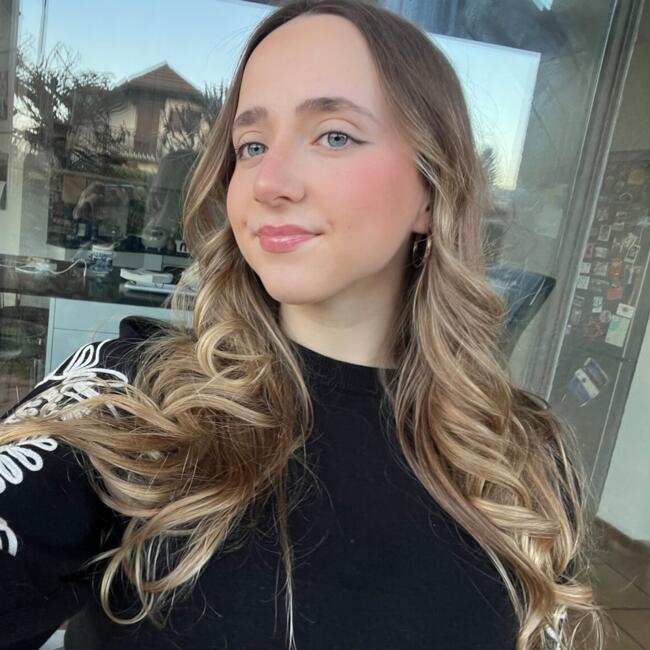 Babysitter in London: Hannah