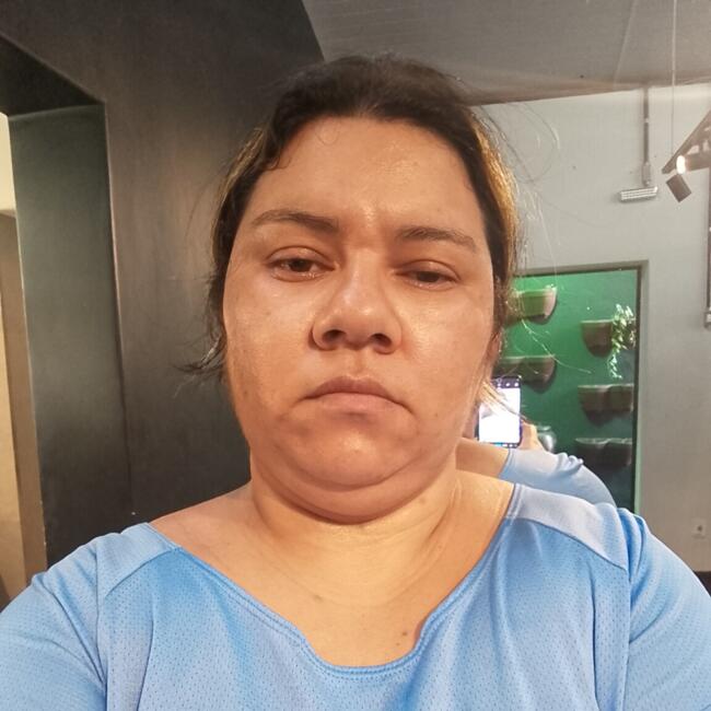 Babysitter in Araxá: Cecília
