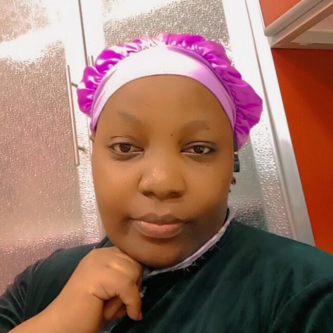 Babysitter in Dammam: Lucy