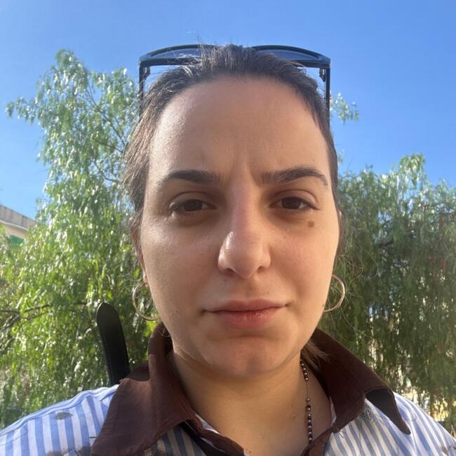 Lavoro per babysitter a Molfetta: Annarita