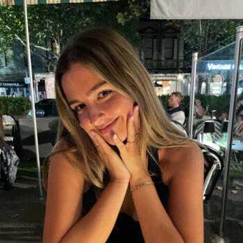 Babysitter in Ballarat: Charlotte