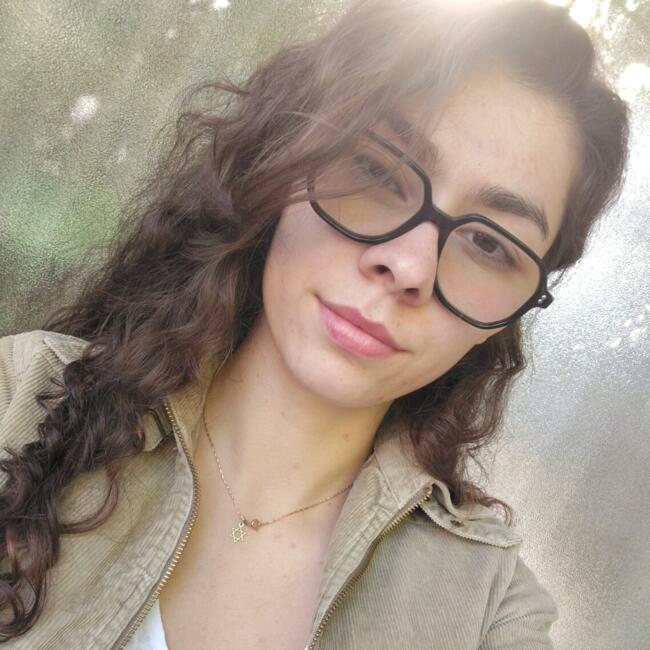 Babysitter in L'Haÿ-les-Roses: Maday