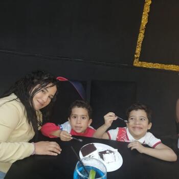 Babysitter in Cambre: Nefely