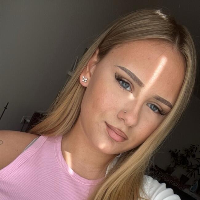 Babysitter in Hürth: Adelina