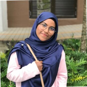 Babysitter in Jelutong: Safiyah