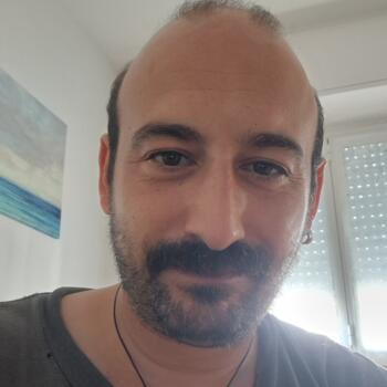 Lavoro per babysitter a Genova: lavoro per babysitter Marco