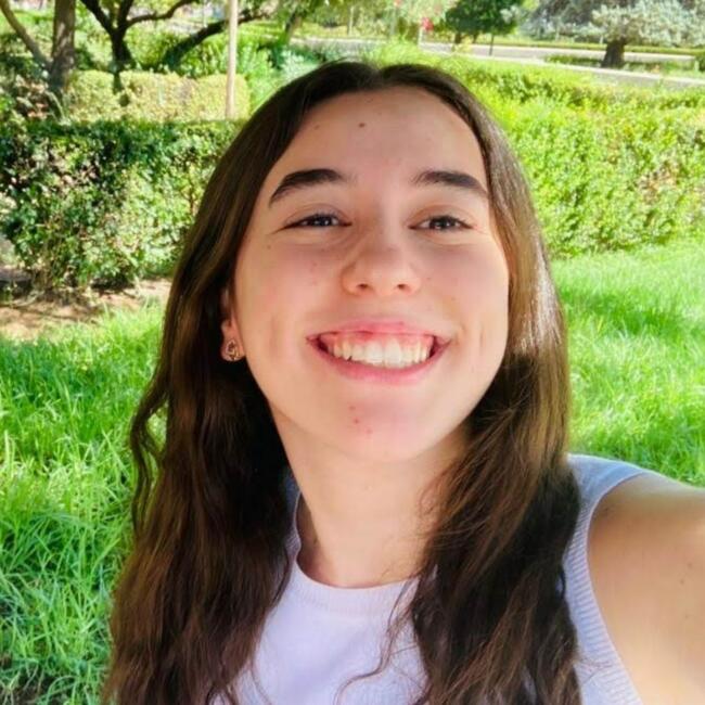 Nanny in San Bartolomé (Comunidad Valenciana): Lorena