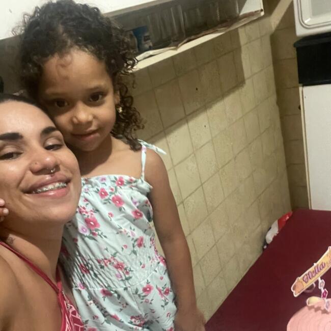 Emprego de babá em Campinas: Karen