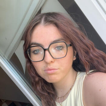 Babysitter Blainville-sur-Orne: Lola