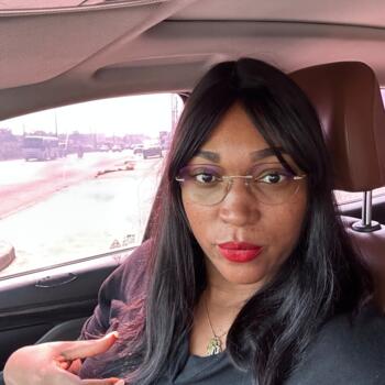 Babysitter in Seixal: Luquenia Contreiras