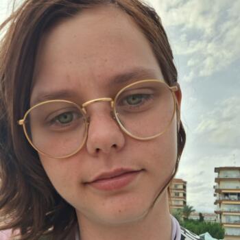 Babysitter in Liège: Phaloe