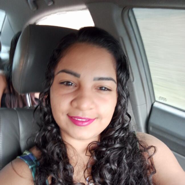 Babá em Carapicuíba: Valdenia