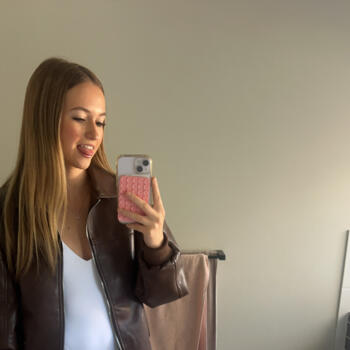 Babysitter in Brisbane: Leah