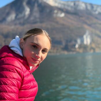 Babysitter in Sillingy: Celia