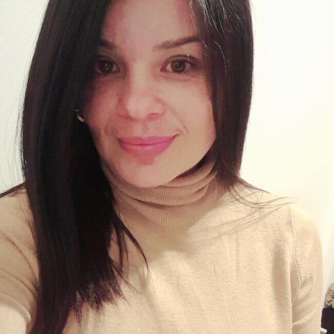 Babysitter in Bogotá: Vickmary Gomez Aguzzi