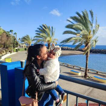 Trabalho de babysitting em Calheta (Madeira): Trabalho de babysitting Diana