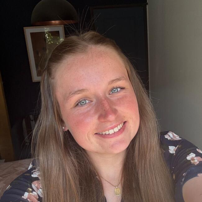 Babysitter in Onnaing: Manon