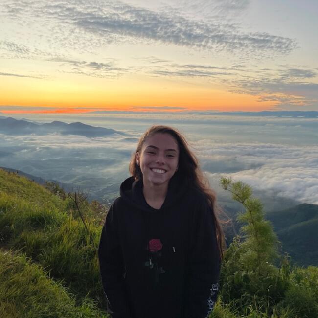 Babá em Pindamonhangaba: Maria Eduarda