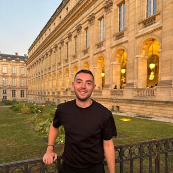 Babysitter in Auckland: Thomas