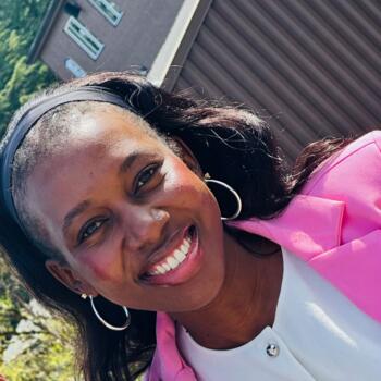 Nanny in Issaquah: Phionah