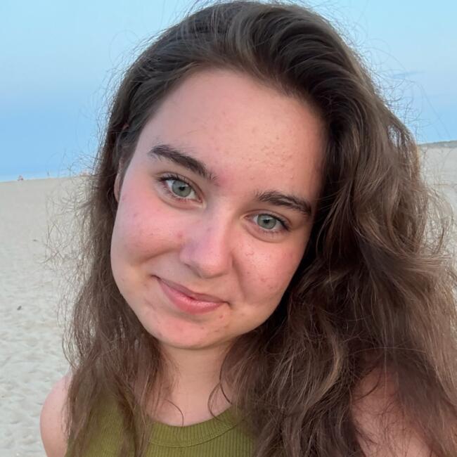 Babysitter in Würselen: Julia