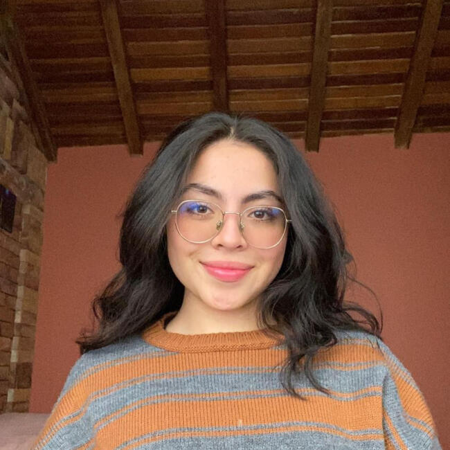 Niñera en Toronto: Lina