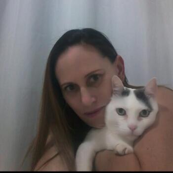 Babysitter in Varginha: Leidiane