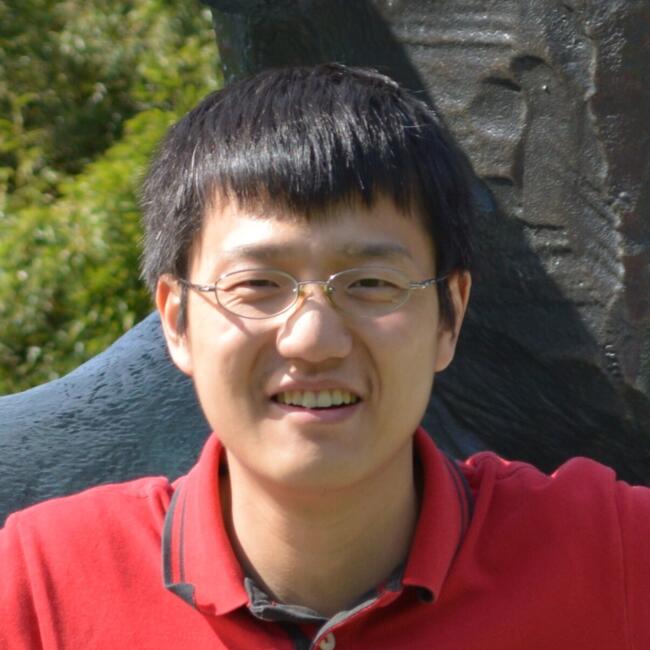 Babysitting job in Singapore: Bo