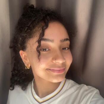 Babysitter in Auckland: Andrea