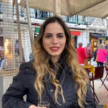 Babysitter em Oeiras: Mariana