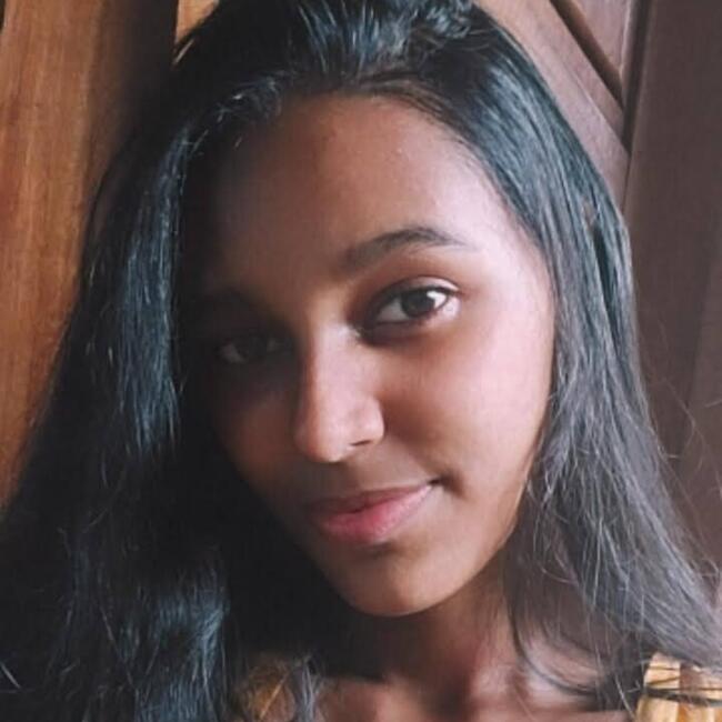 Babysitter em Sintra: Taisa