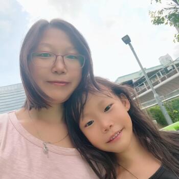 Nanny job in Singapore Island: babysitting job Zhuangxian
