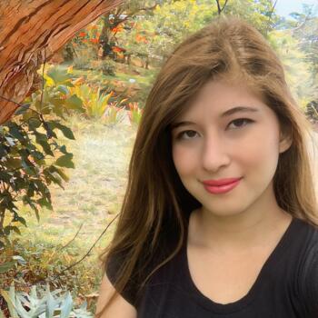 Babysitter in Cartago: Ariana