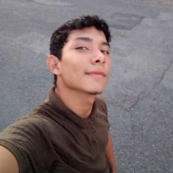Niñera en David: Christopher Estrada
