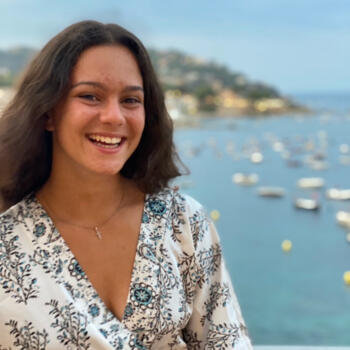 Babysitter Saint-Sixte (Nouvelle-Aquitaine): Laurence