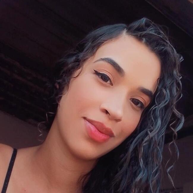 Babysitter in Betim: Miriam