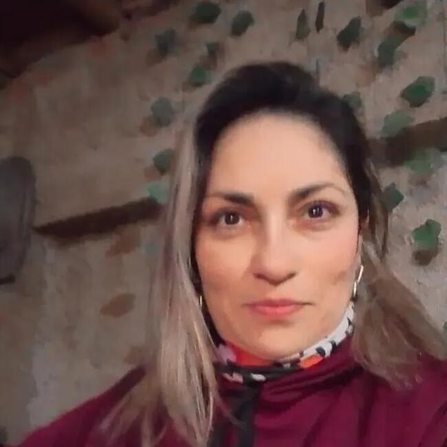 Babysitter in Vila-seca: Laura