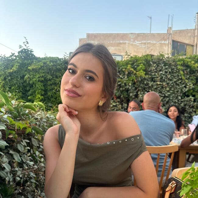 Babysitter in Glyfada: Giota